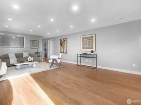 8211 Mukilteo Speedway, Mukilteo WA 98275