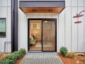 8333 13th Avenue NW B, Seattle WA 98117