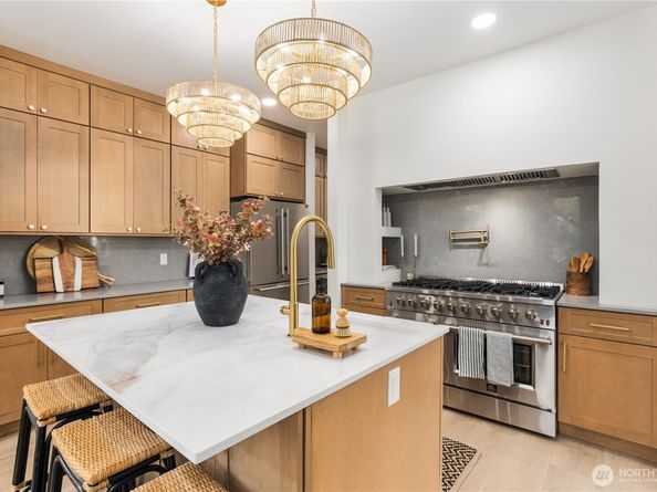 829 27th Avenue, Seattle WA 98122