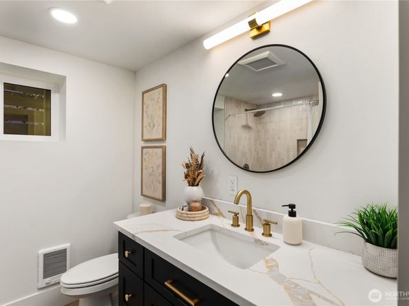 829 27th Avenue, Seattle WA 98122