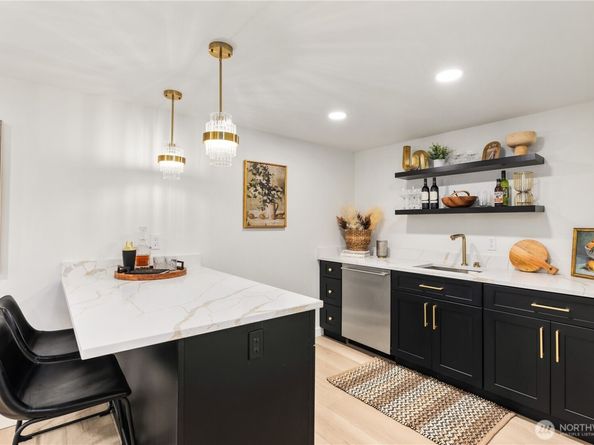 829 27th Avenue, Seattle WA 98122