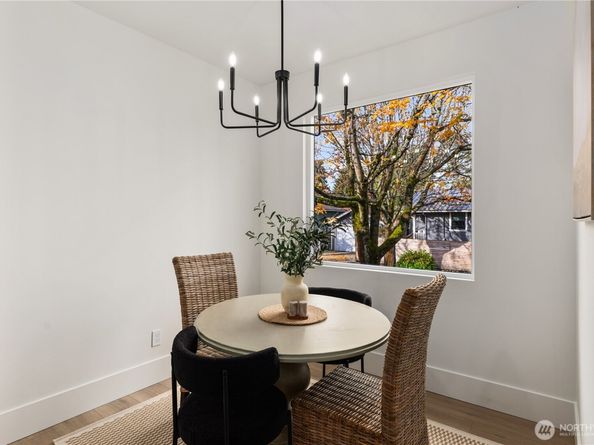 829 27th Avenue, Seattle WA 98122