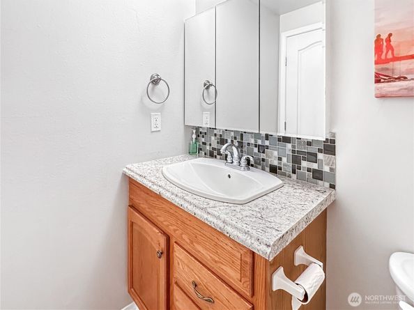 820 Cady Road E102, Everett WA 98203