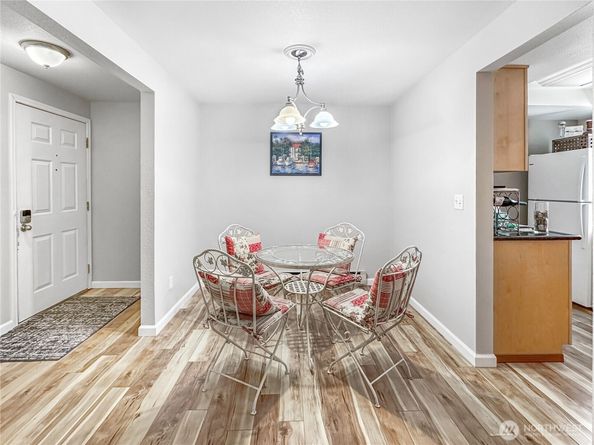 820 Cady Road E102, Everett WA 98203