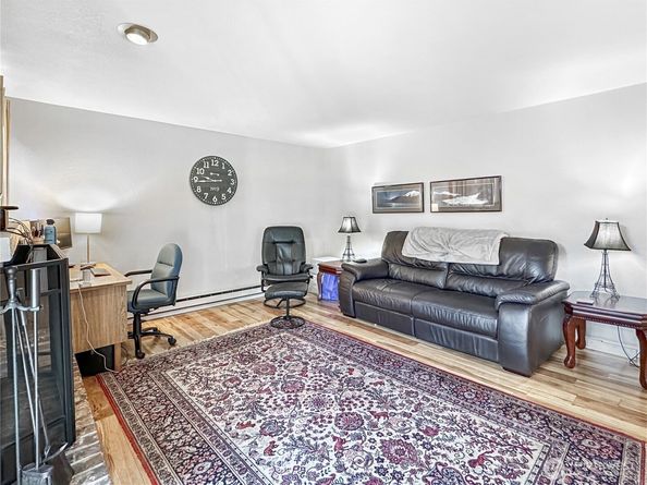 820 Cady Road E102, Everett WA 98203