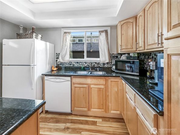 820 Cady Road E102, Everett WA 98203