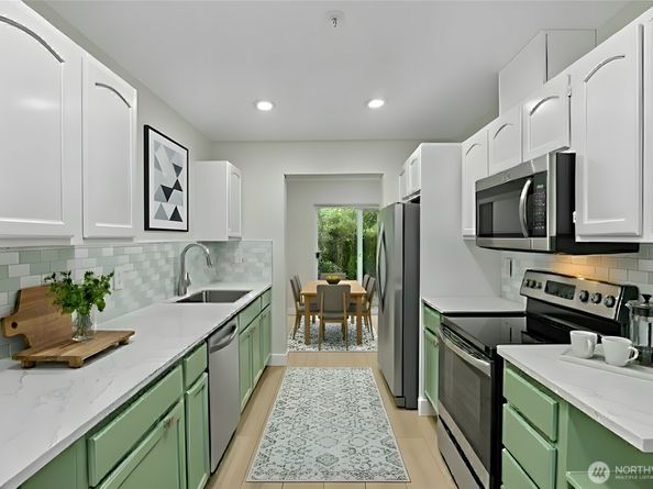 625 101st Place SE C, Everett WA 98208