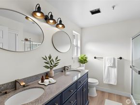 625 101st Place SE C, Everett WA 98208