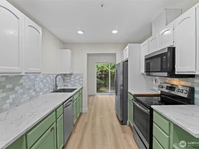 625 101st Place SE C, Everett WA 98208