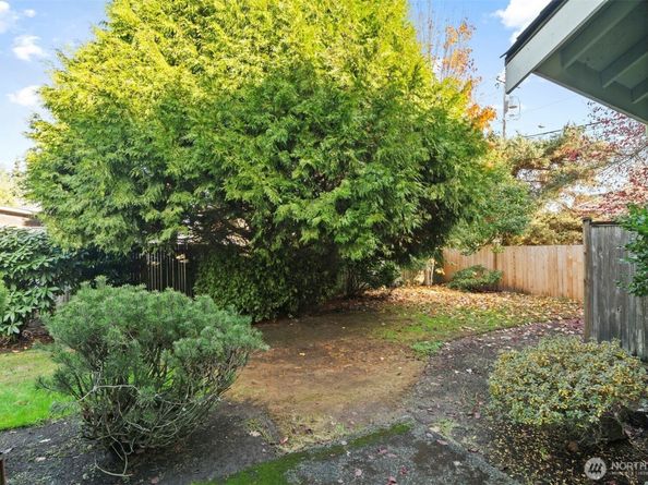 625 101st Place SE C, Everett WA 98208