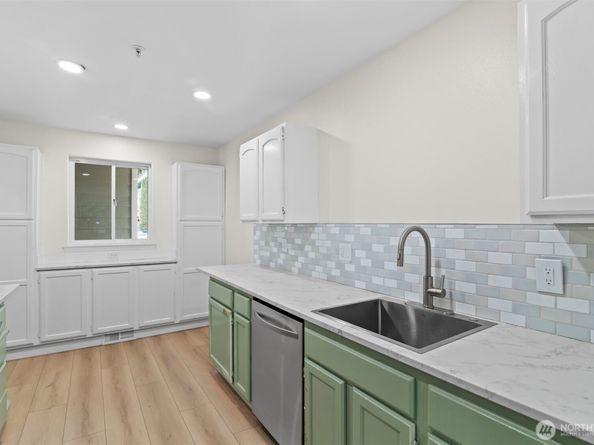 625 101st Place SE C, Everett WA 98208