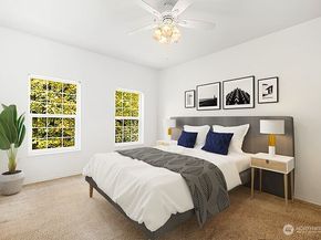 1800 NE 40th Street E301, Renton WA 98056