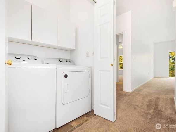 1800 NE 40th Street E301, Renton WA 98056