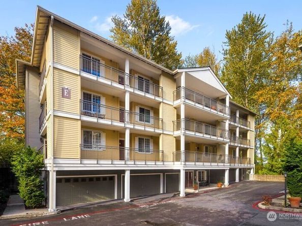 1800 NE 40th Street E301, Renton WA 98056
