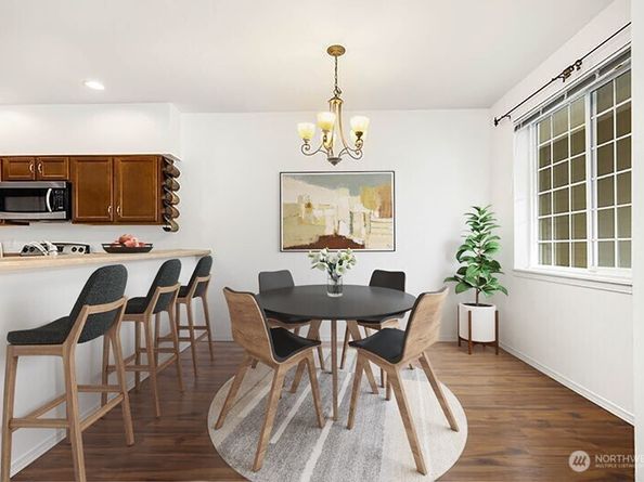 1800 NE 40th Street E301, Renton WA 98056