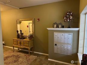 1800 NE 40th Street E301, Renton WA 98056