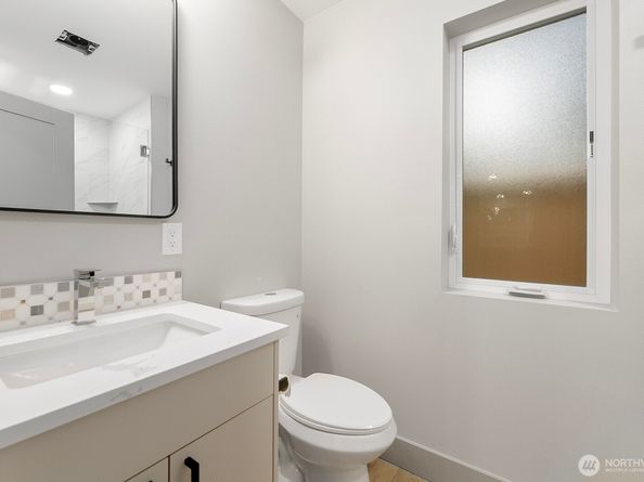 13007 1st Avenue NE, Seattle WA 98125