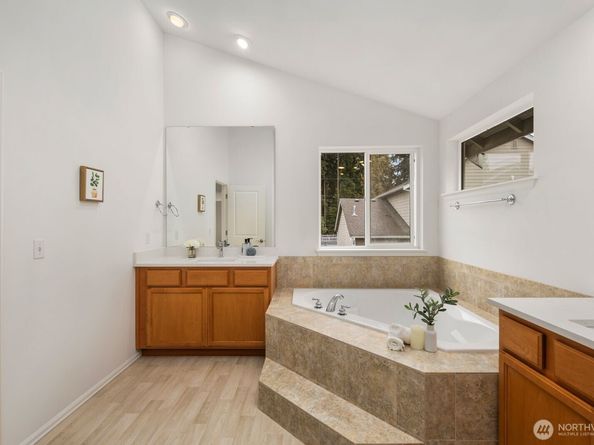 24115 22nd Place W, Bothell WA 98021