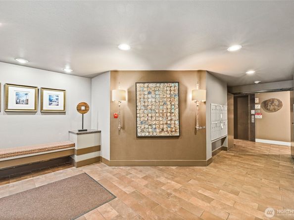 566 Prospect Street 209, Seattle WA 98109