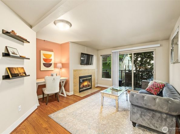 566 Prospect Street 209, Seattle WA 98109