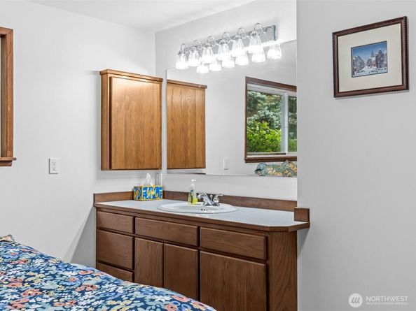 14405 SE 143rd Place, Renton WA 98059