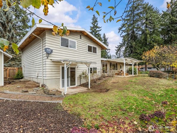 14405 SE 143rd Place, Renton WA 98059