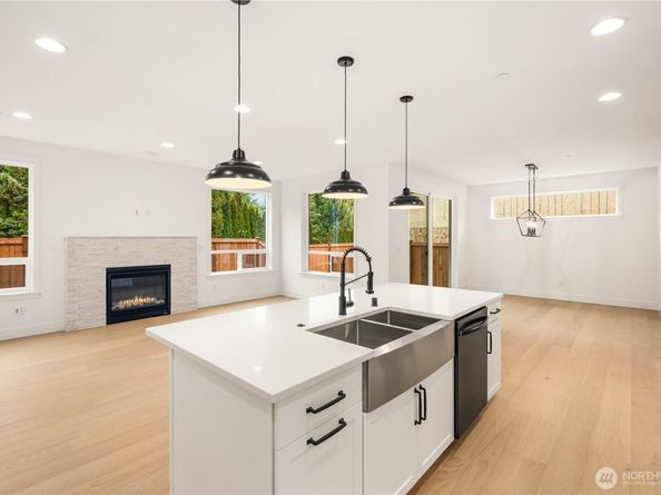 803 211th Place SE, Bothell WA 98021