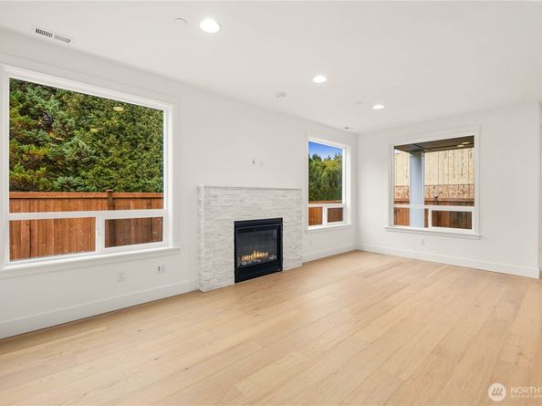 803 211th Place SE, Bothell WA 98021