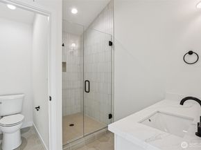 13748 Stone Avenue N, Seattle WA 98133