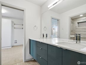 4416 Francis Avenue N B, Seattle WA 98103