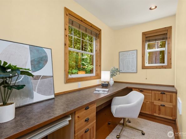 9631 Summer Hill Lane NE, Bainbridge Island WA 98110