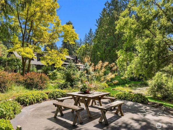 9631 Summer Hill Lane NE, Bainbridge Island WA 98110
