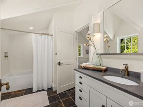 9631 Summer Hill Lane NE, Bainbridge Island WA 98110