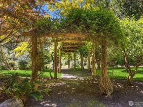 9631 Summer Hill Lane NE, Bainbridge Island WA 98110