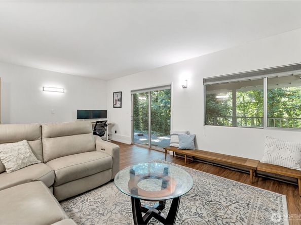 1515 NE 106th Street, Seattle WA 98125