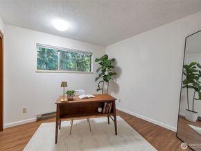 1515 NE 106th Street, Seattle WA 98125