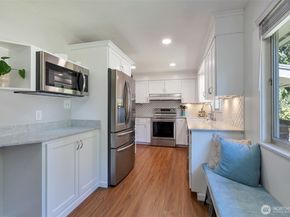 1515 NE 106th Street, Seattle WA 98125