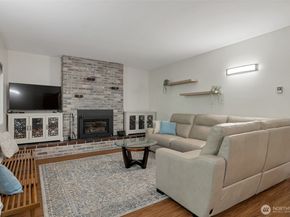 1515 NE 106th Street, Seattle WA 98125