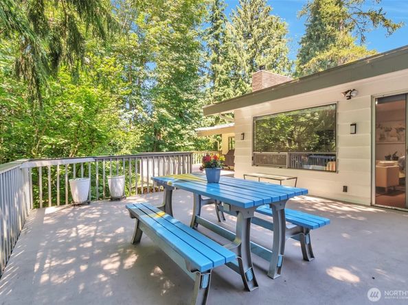 1515 NE 106th Street, Seattle WA 98125