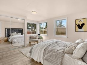 18006 116th Ave SE, Renton WA 98058