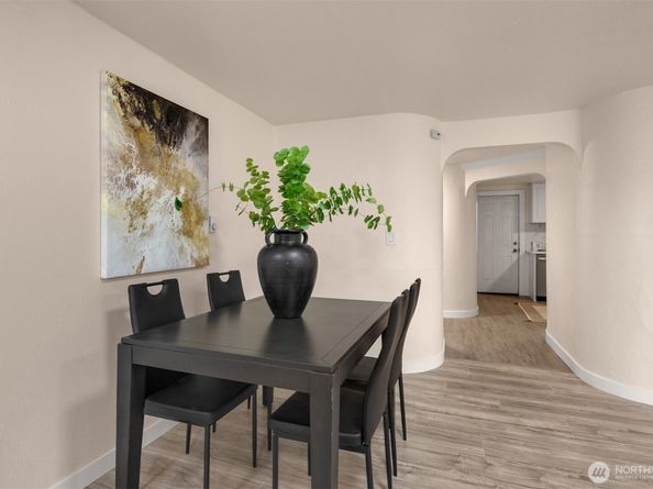 18006 116th Ave SE, Renton WA 98058