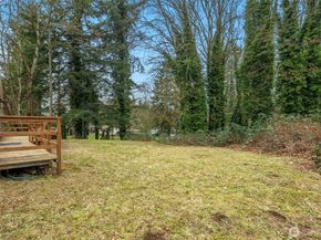 18006 116th Ave SE, Renton WA 98058