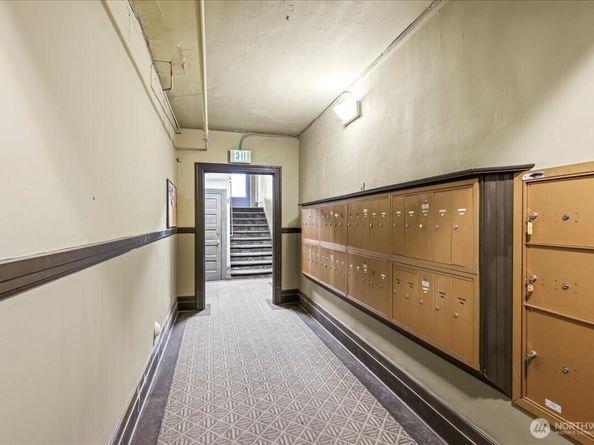 7 Harrison Street 5, Seattle WA 98109