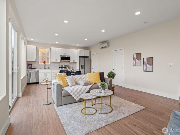 8610 37th Avenue S, Seattle WA 98118