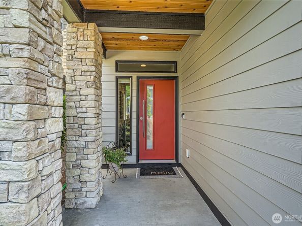 1240 4th Street W, Kirkland WA 98033