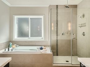 1240 4th Street W, Kirkland WA 98033