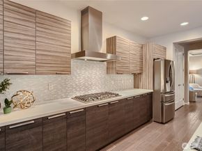 1240 4th Street W, Kirkland WA 98033