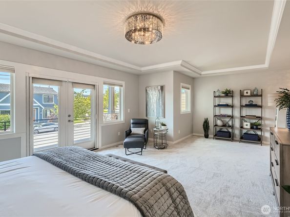 1240 4th Street W, Kirkland WA 98033