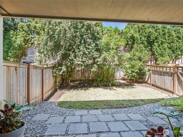 7811 218th Street SW 31, Edmonds WA 98026