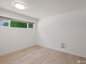7811 218th Street SW 31, Edmonds WA 98026